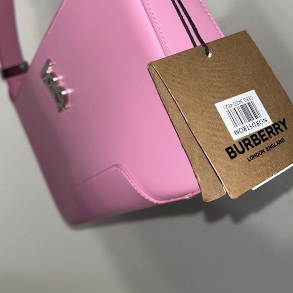 Burberry TB bag leather handbag
Never worn, with tag - Picture 7 of 9